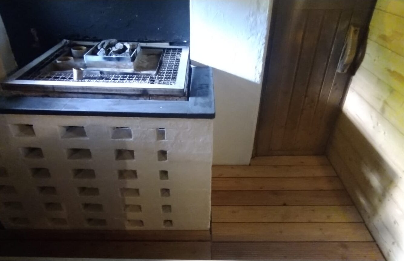 Saunaofen im neuen Schwitzraum